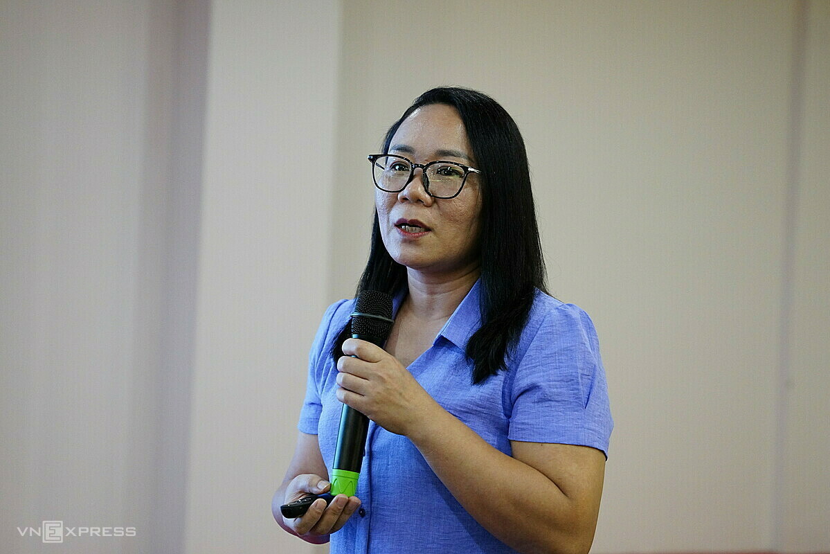vne6628-jpg-1721820845-1721820-8987-3668-1721821159 Phó viện trưởng Dinh dưỡng Trương Tuyết Mai phát biểu tại hội thảo. Ảnh: Nguyễn Đông